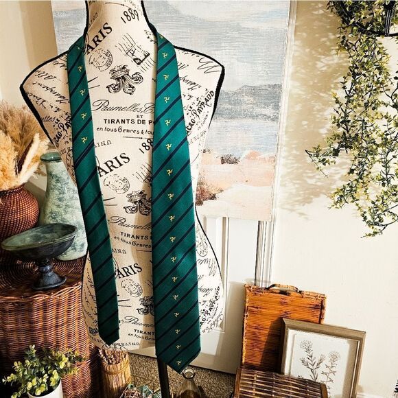 VTG Lloyd Attree & Smith Dapper Academia Style Tie. - Picture 6 of 13